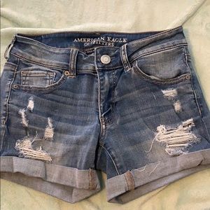 Women’s short shorts